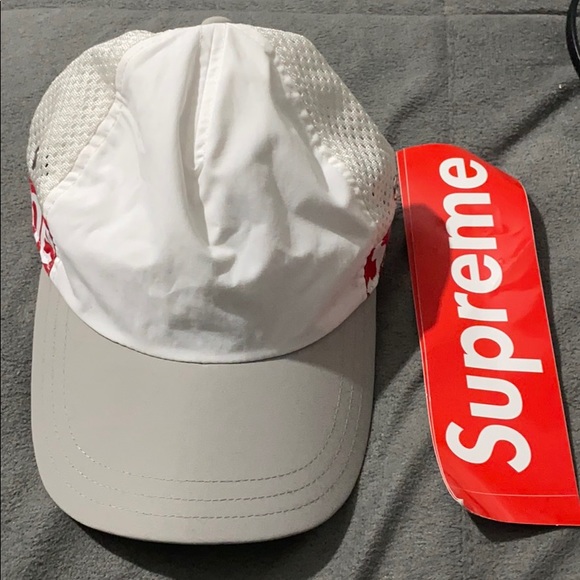 supreme white hat